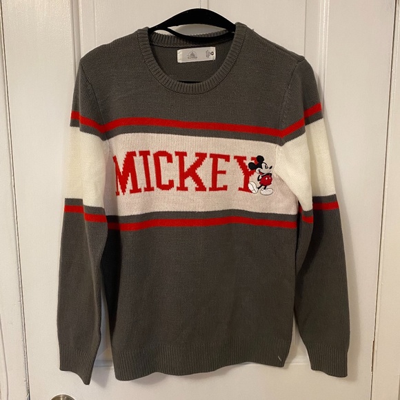 Mickey Mouse Knit - Picture 1 of 4